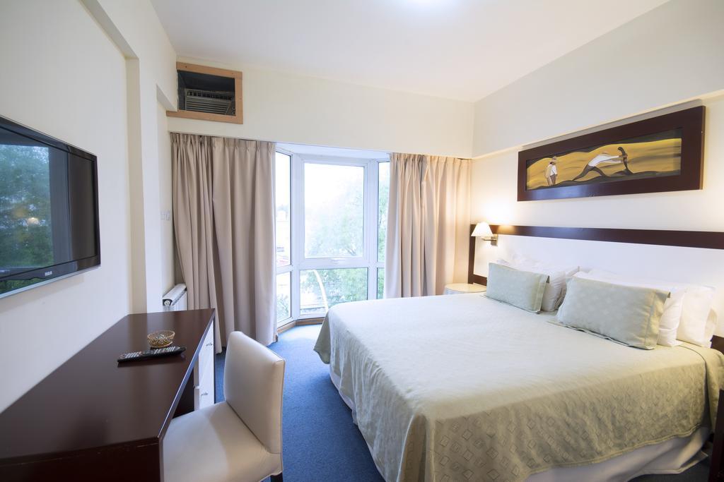 Los Tilos Hotel Y Spa By Cph Villa Carlos Paz Eksteriør bilde